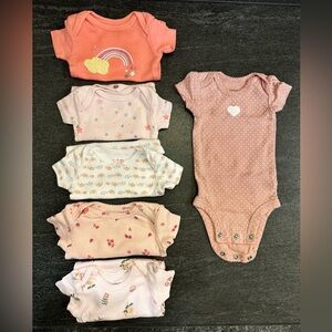NEW! Bundle - 6 Baby Bodysuits